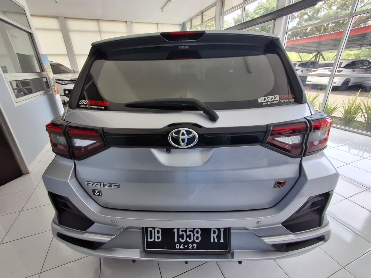 gambar besar 4
